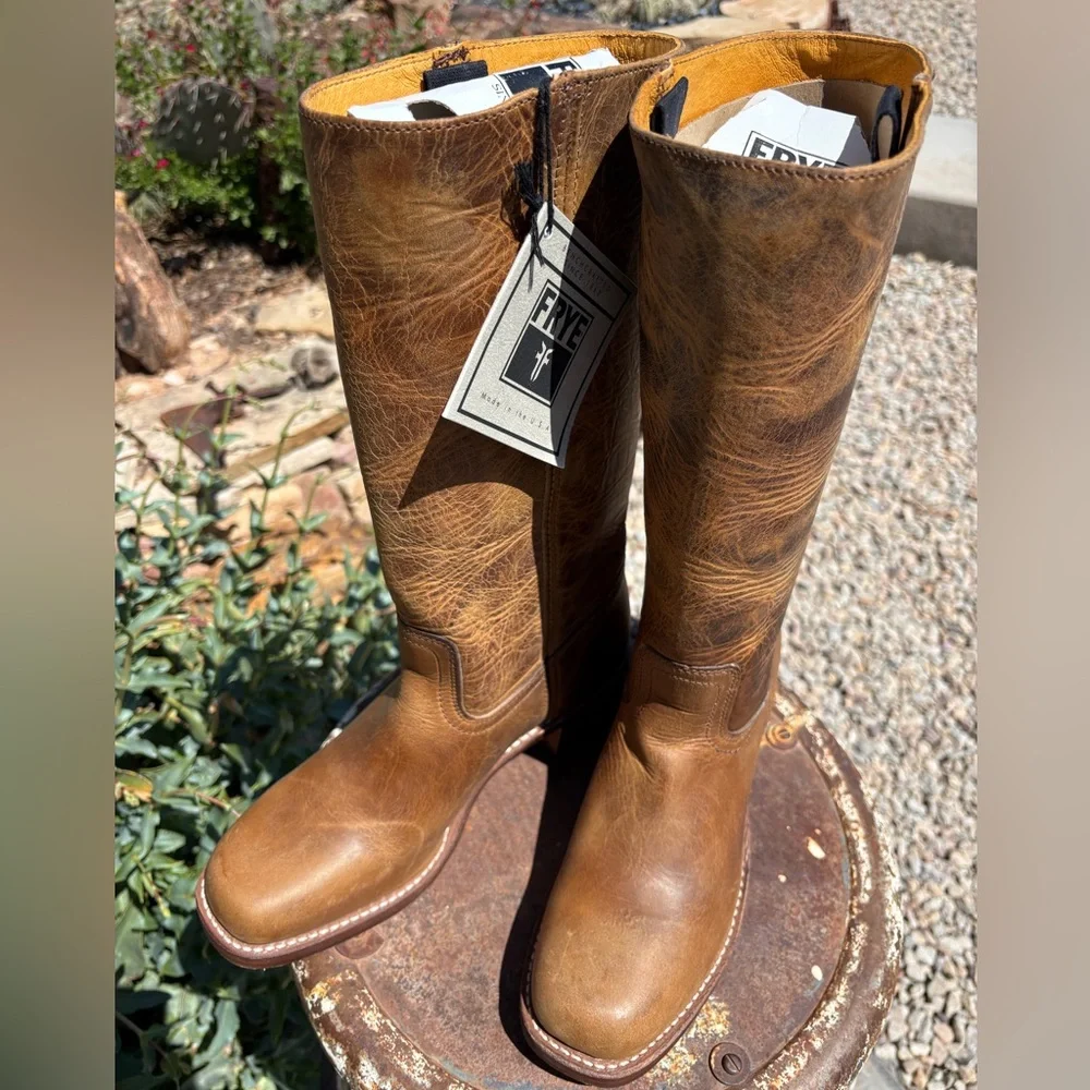 NWT πΊπΈ FRYE 14L Campus Boots - Picture 6 of 16